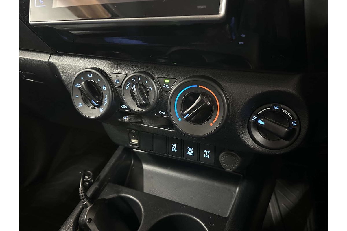 2019 Toyota Hilux SR GUN126R 4X4