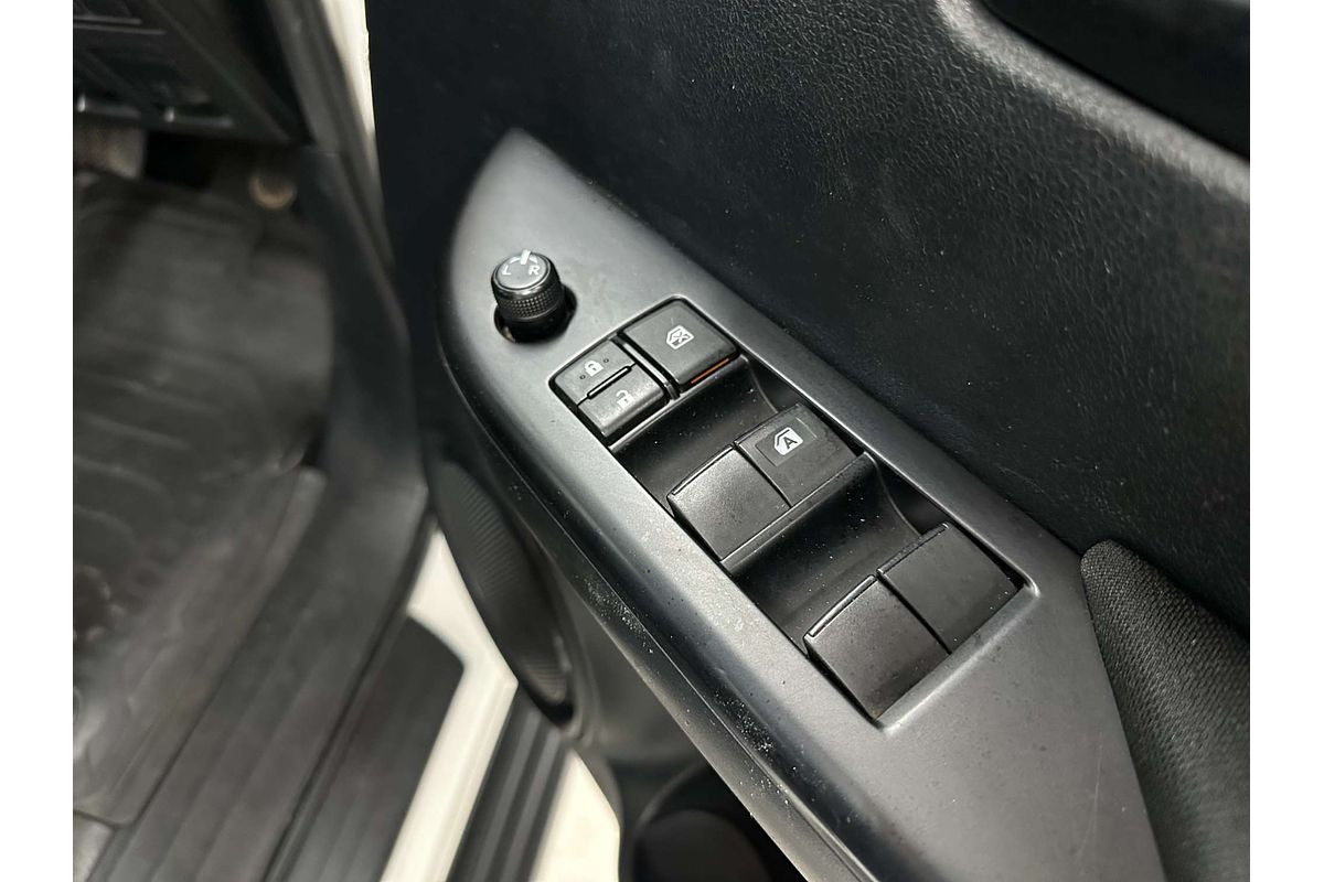 2019 Toyota Hilux SR GUN126R 4X4