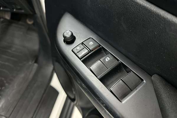 2019 Toyota Hilux SR GUN126R 4X4