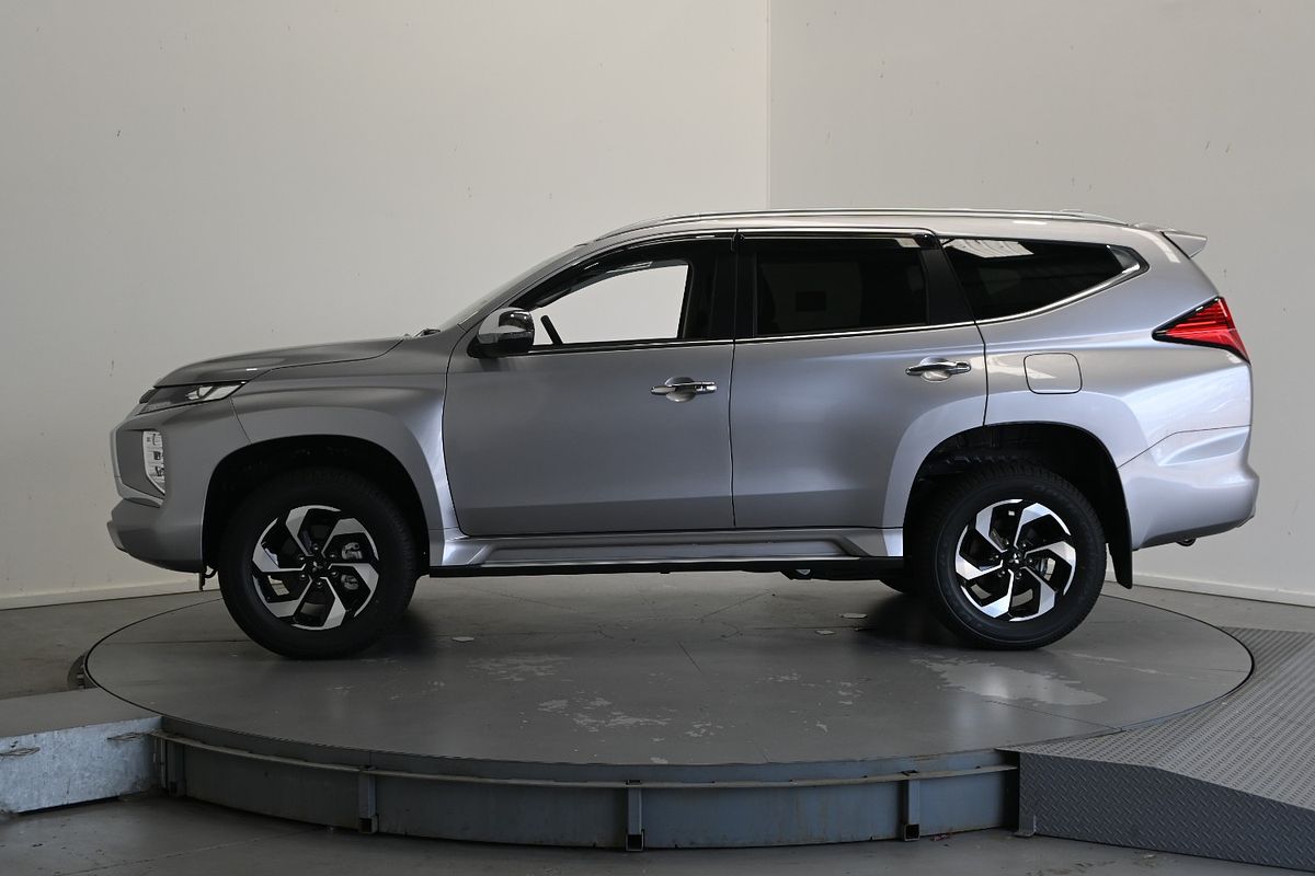 2025 Mitsubishi Pajero Sport GLS QG