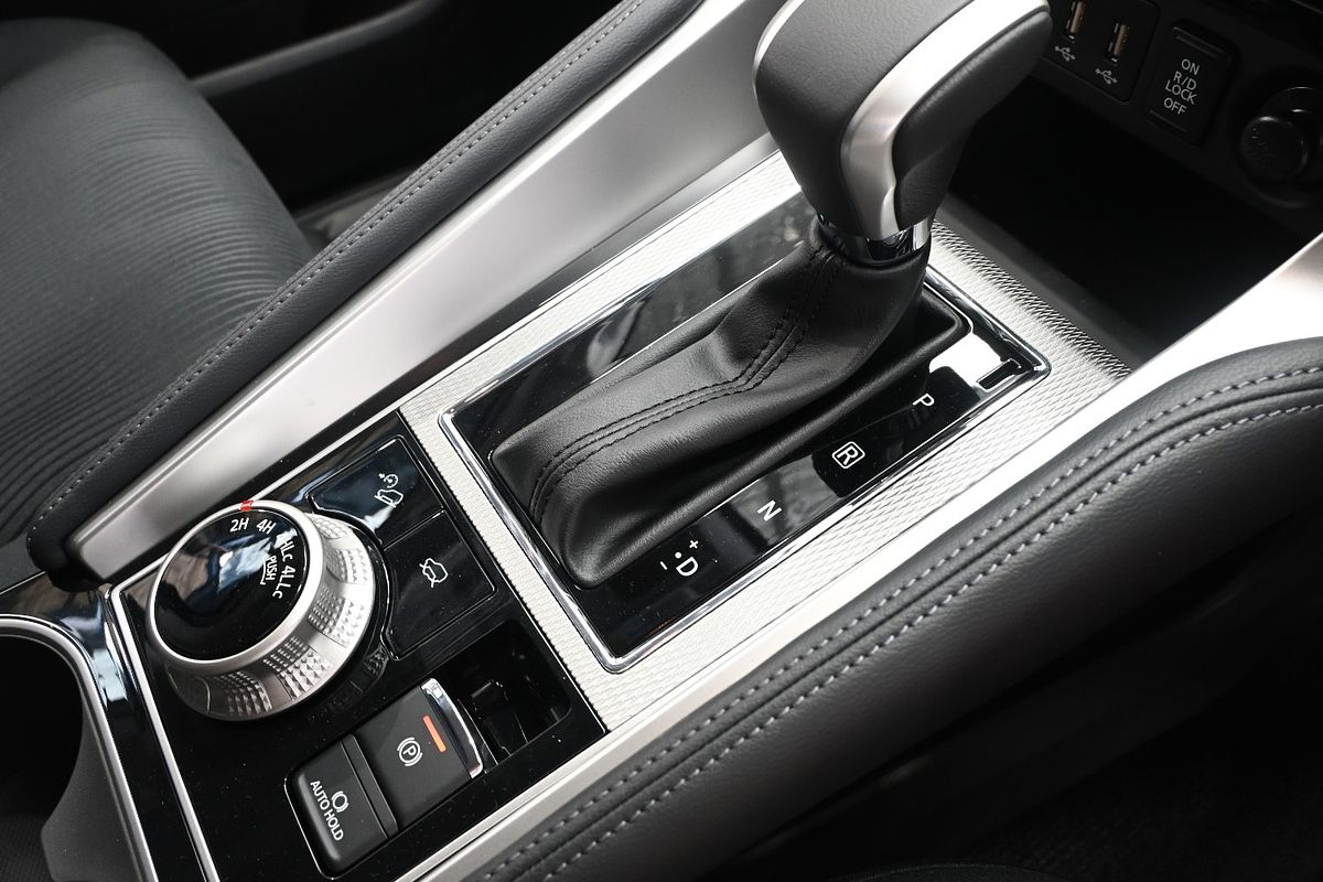 2025 Mitsubishi Pajero Sport GLS QG