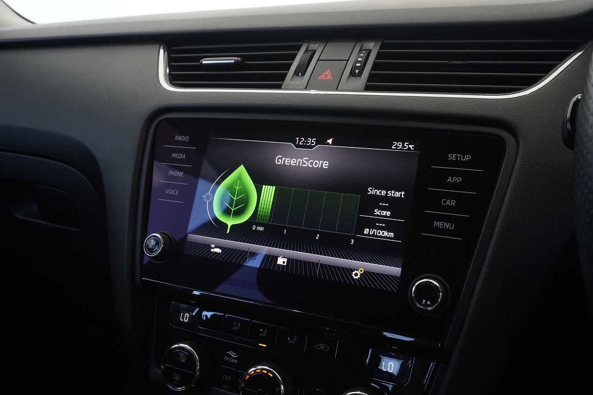 2019 SKODA Octavia 110TSI NE