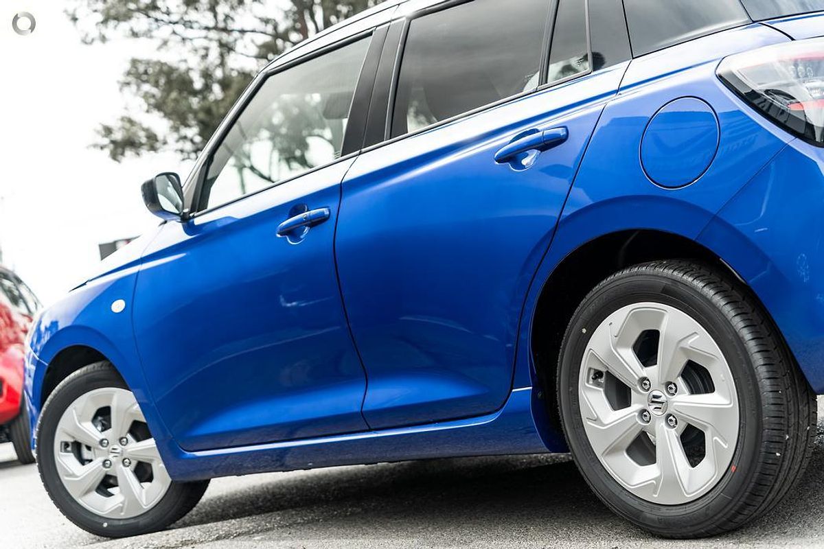 2024 Suzuki Swift Hybrid Plus UZ