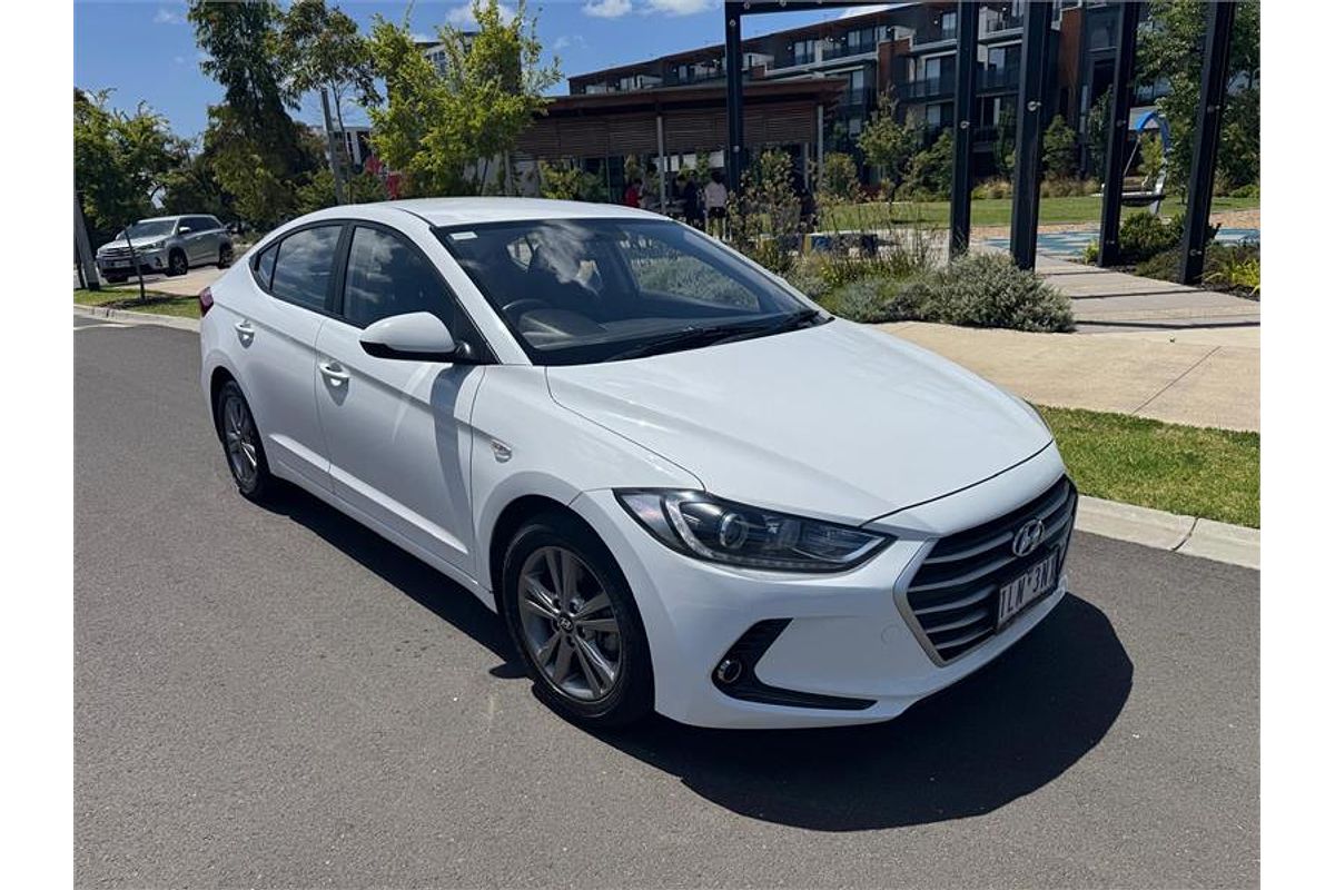 2017 Hyundai ELANTRA ACTIVE 2.0 MPI AD MY18