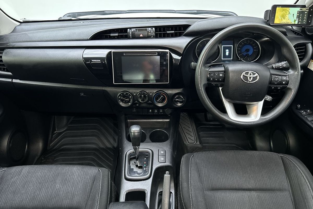 2020 Toyota Hilux SR GUN126R 4X4