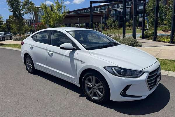 2017 Hyundai ELANTRA ACTIVE 2.0 MPI AD MY18
