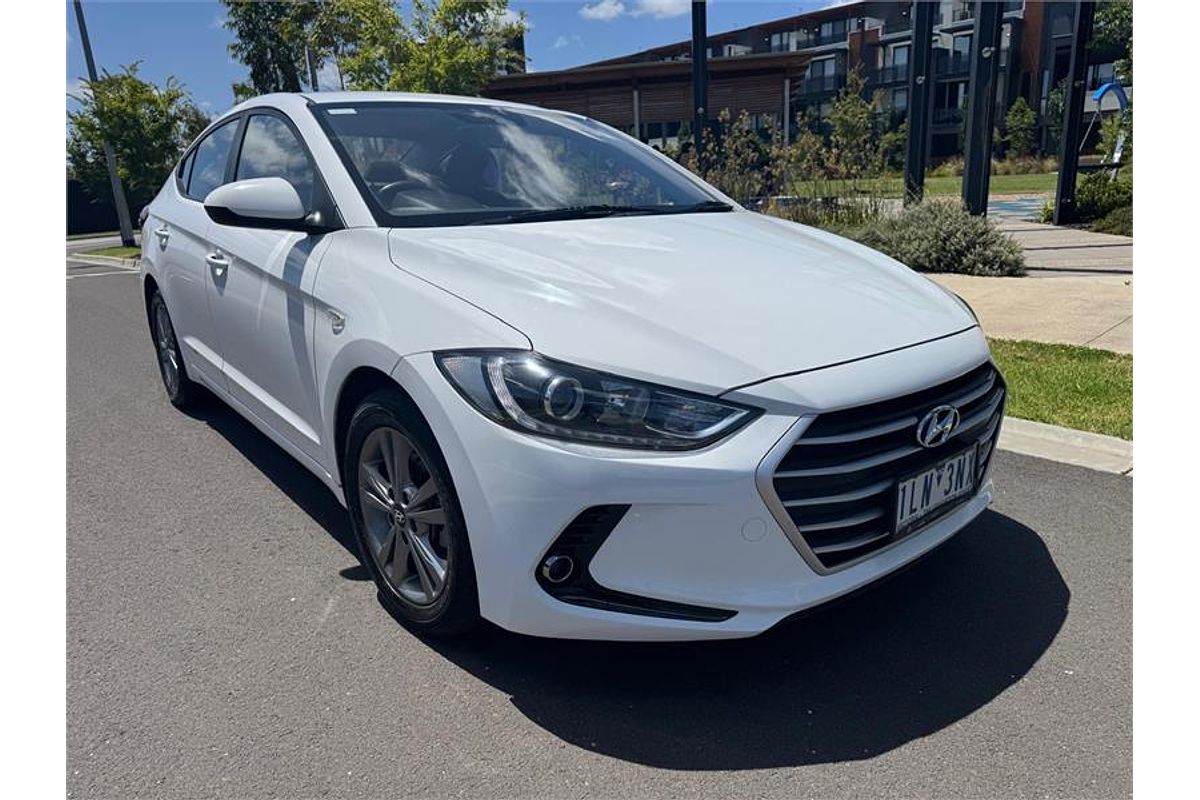 2017 Hyundai ELANTRA ACTIVE 2.0 MPI AD MY18