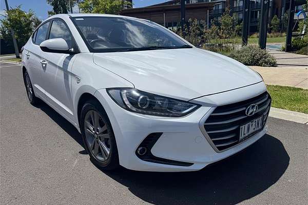 2017 Hyundai ELANTRA ACTIVE 2.0 MPI AD MY18