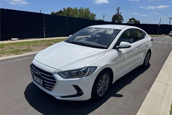 2017 Hyundai ELANTRA ACTIVE 2.0 MPI AD MY18