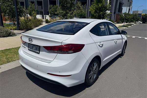 2017 Hyundai ELANTRA ACTIVE 2.0 MPI AD MY18