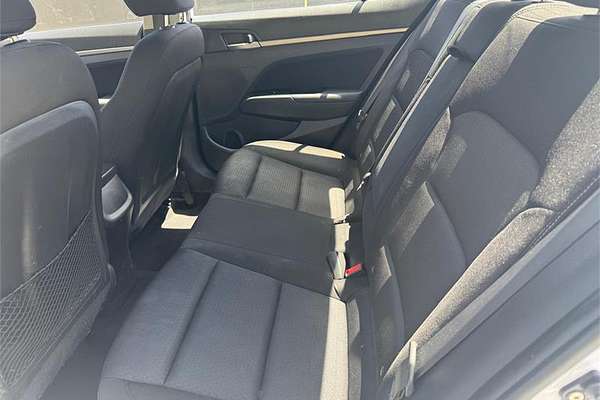 2017 Hyundai ELANTRA ACTIVE 2.0 MPI AD MY18