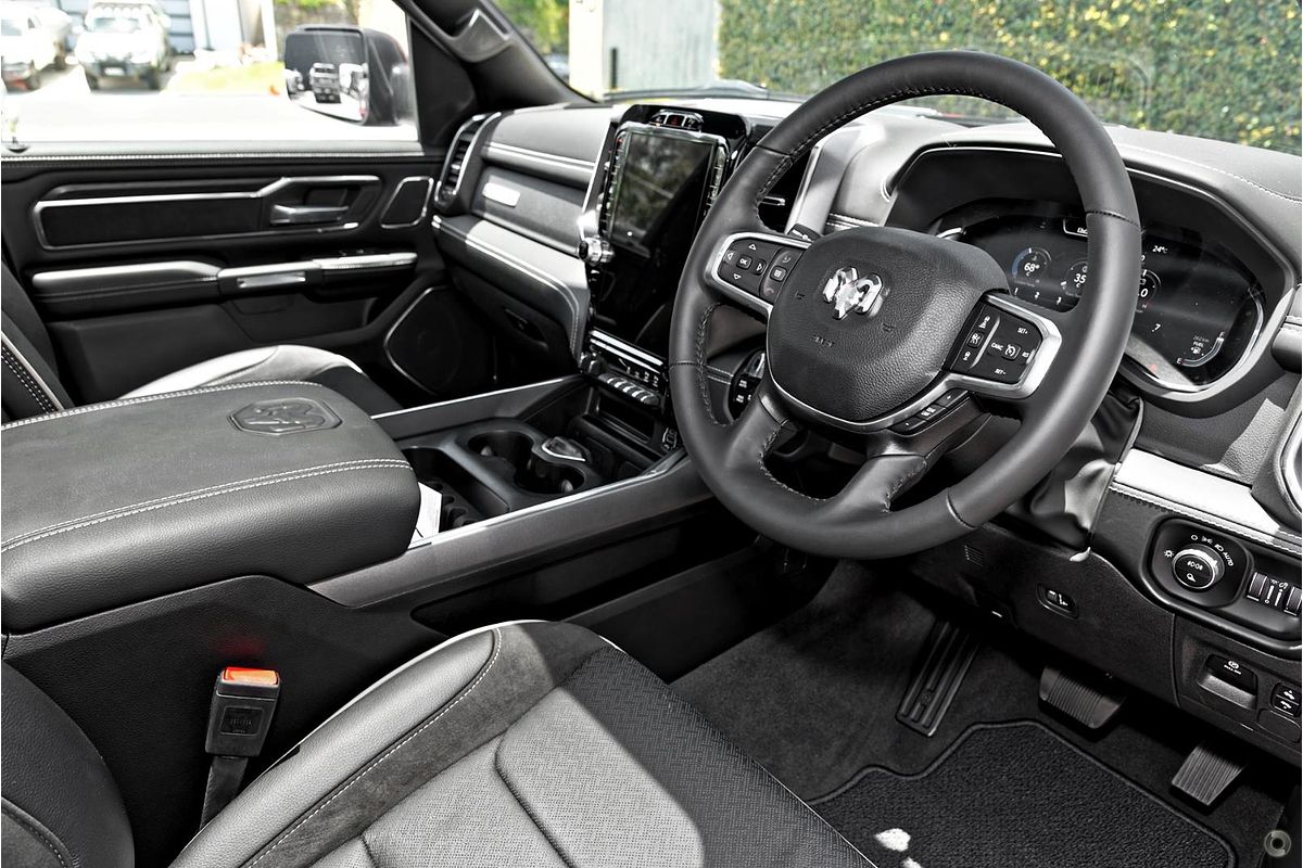 2024 RAM 1500 Laramie Sport RamBox DT 4X4 SWB