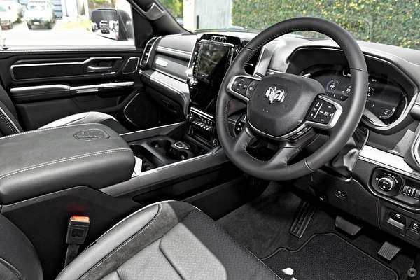 2024 RAM 1500 Laramie Sport RamBox DT 4X4 SWB
