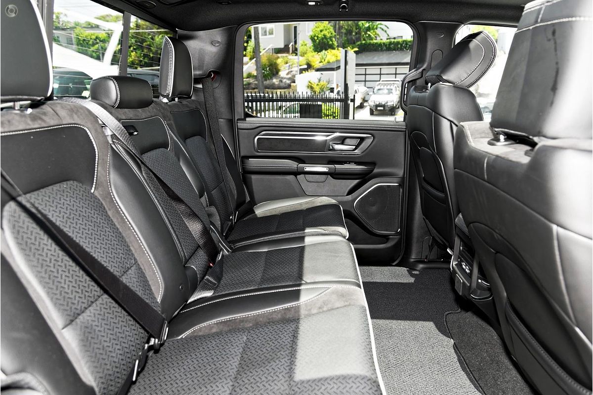 2024 RAM 1500 Laramie Sport RamBox DT 4X4 SWB