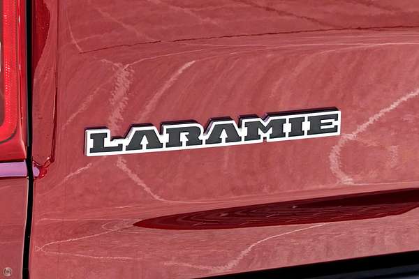 2024 RAM 1500 Laramie Sport RamBox DT 4X4 SWB