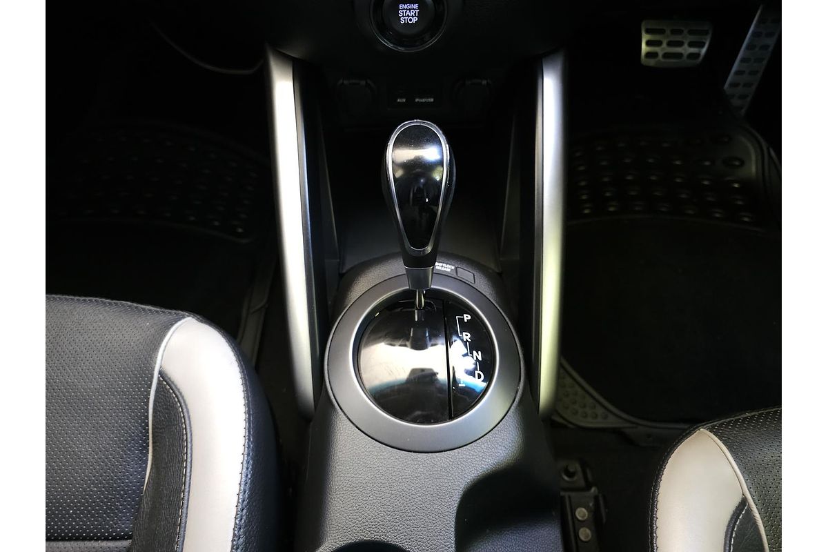 2014 Hyundai Veloster SR Turbo FS3