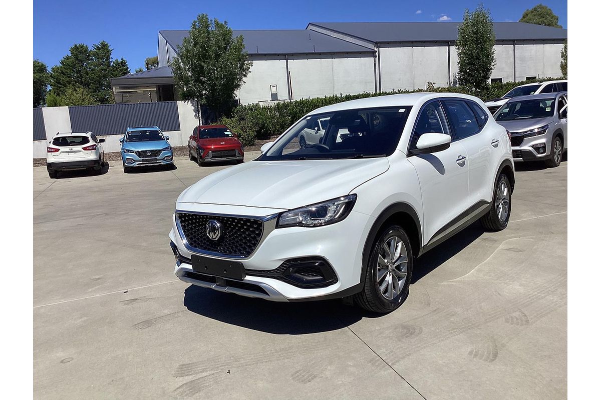 2022 MG HS Core SAS23