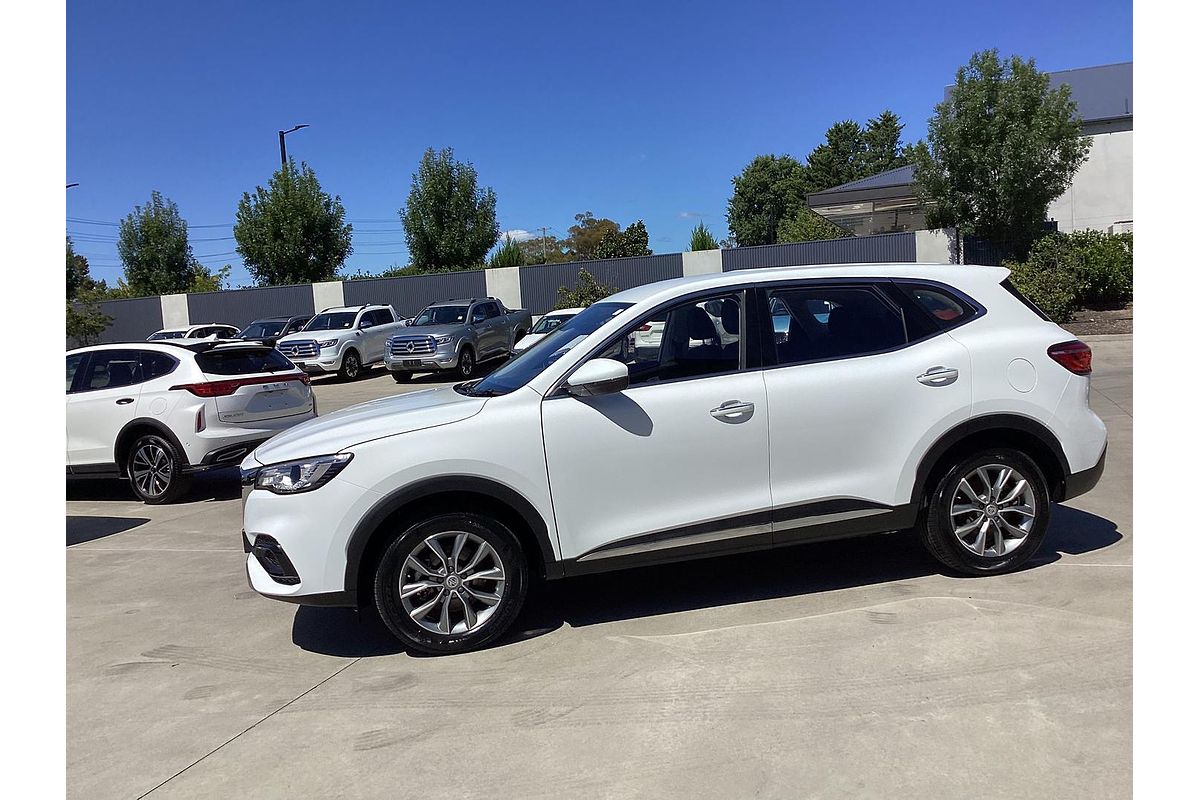 2022 MG HS Core SAS23