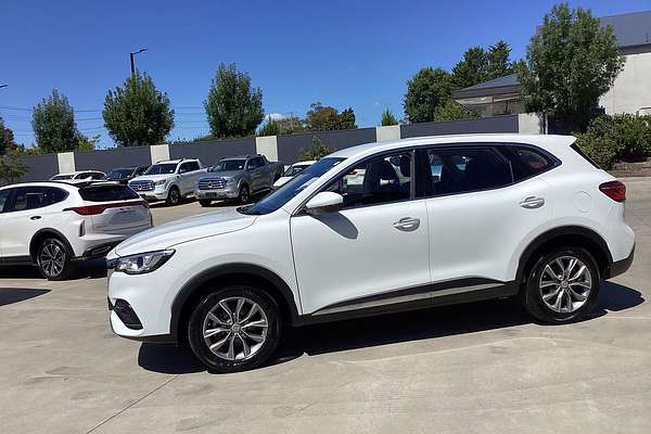 2022 MG HS Core SAS23