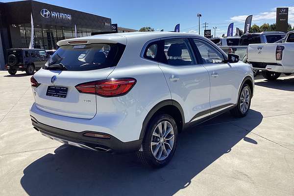 2022 MG HS Core SAS23
