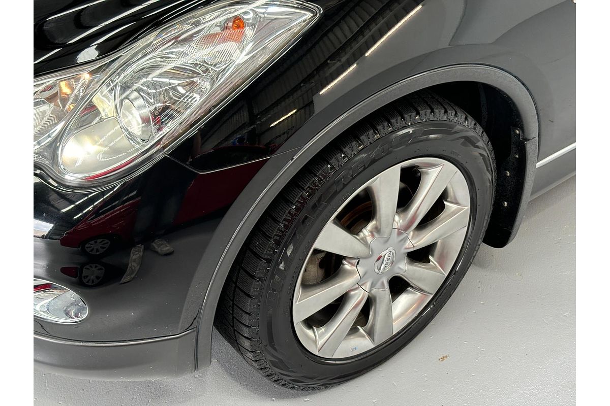 2011 Nissan SKYLINE CROSSOVER 370GT4 Four NJ50