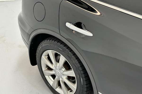 2011 Nissan SKYLINE CROSSOVER 370GT4 Four NJ50