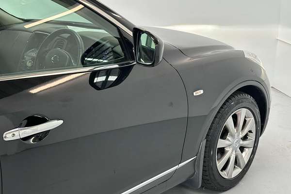 2011 Nissan SKYLINE CROSSOVER 370GT4 Four NJ50