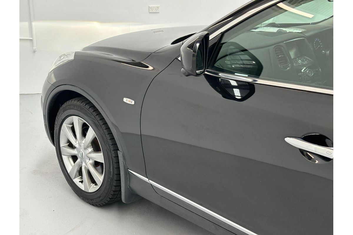 2011 Nissan SKYLINE CROSSOVER 370GT4 Four NJ50