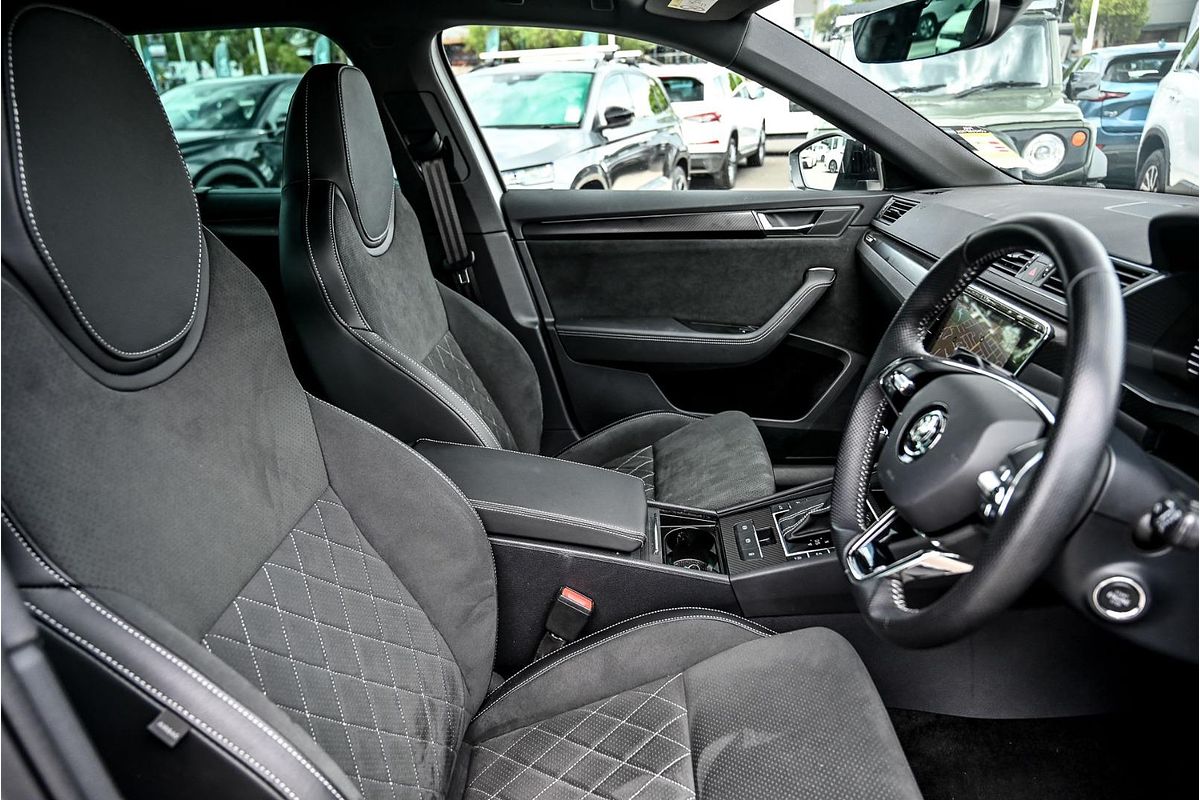 2024 SKODA Superb 206TSI SportLine NP