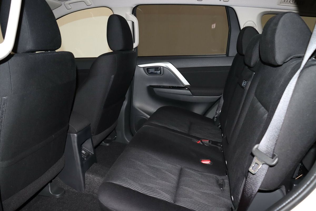2024 Mitsubishi Pajero Sport GLS QG