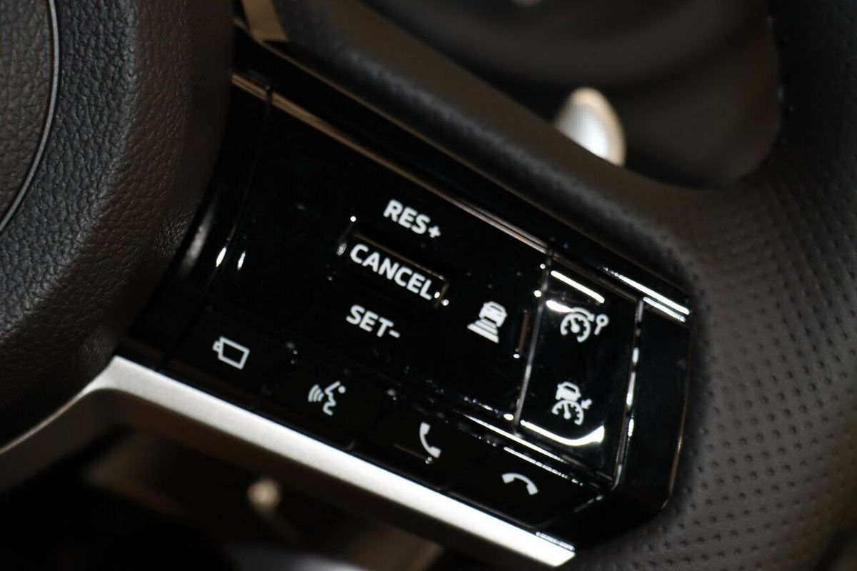 2024 Mitsubishi Pajero Sport GLS QG
