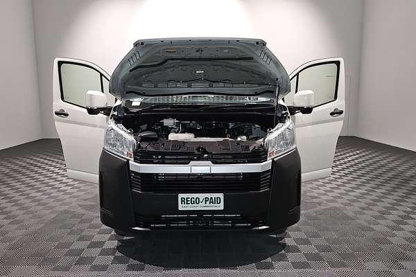 2021 Toyota Hiace Commuter GDH322R