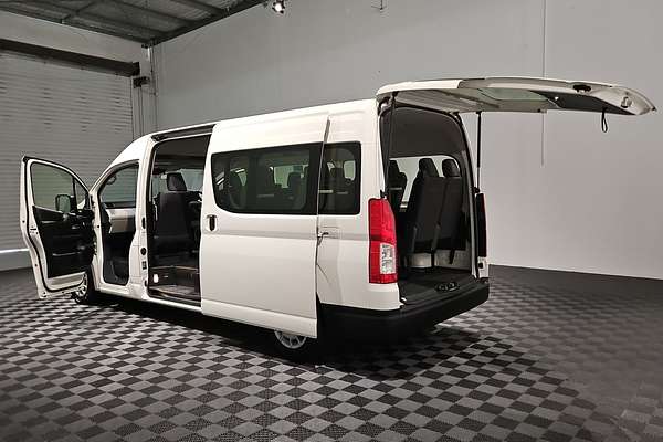 2021 Toyota Hiace Commuter GDH322R