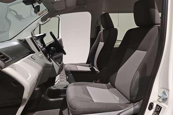 2021 Toyota Hiace Commuter GDH322R