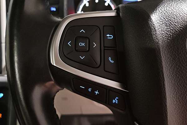 2021 Toyota Hiace Commuter GDH322R