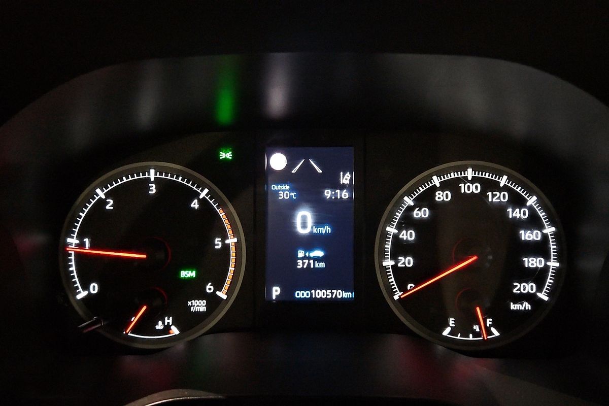 2021 Toyota Hiace Commuter GDH322R