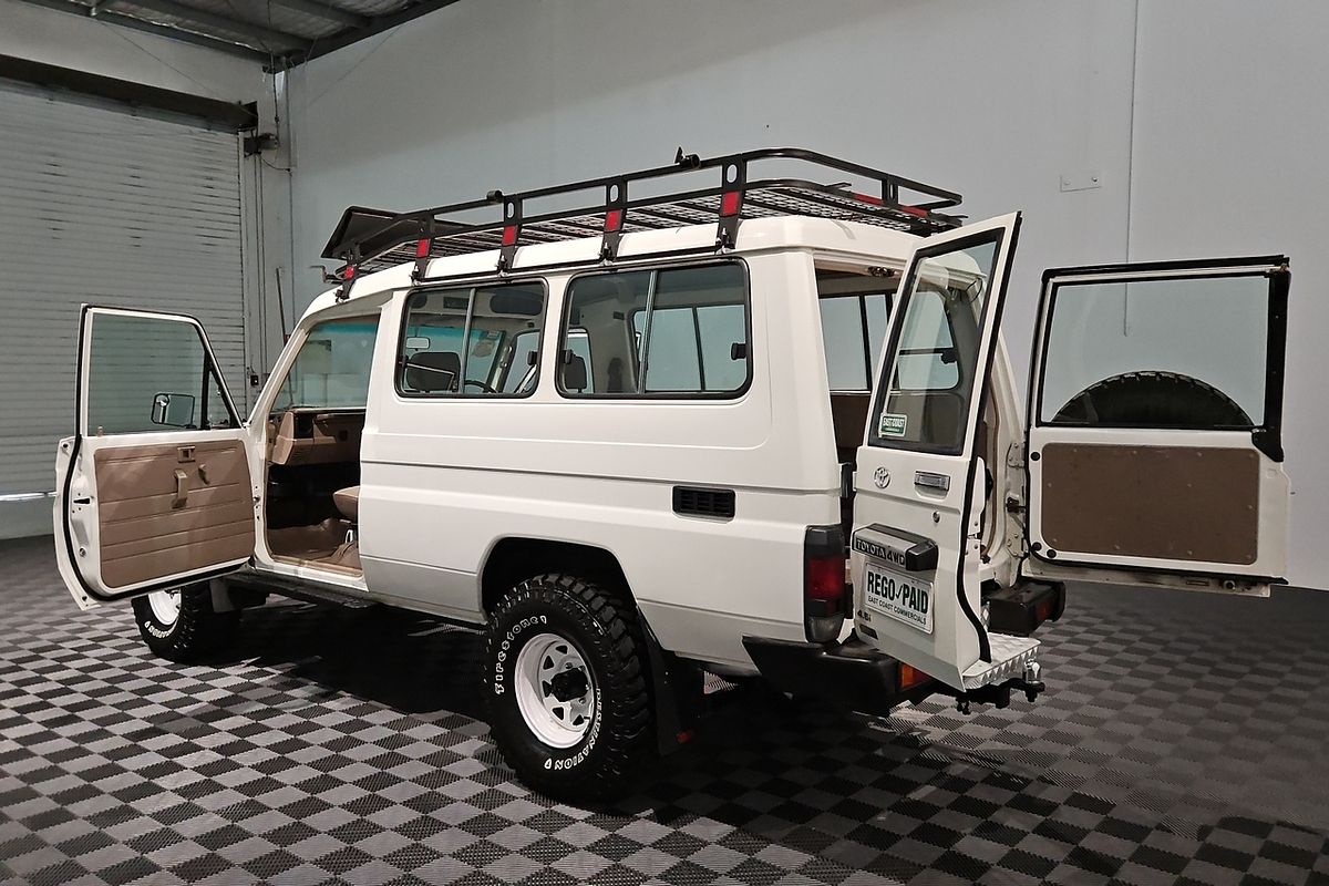 1998 Toyota Landcruiser Troopcarrier FZJ75RV