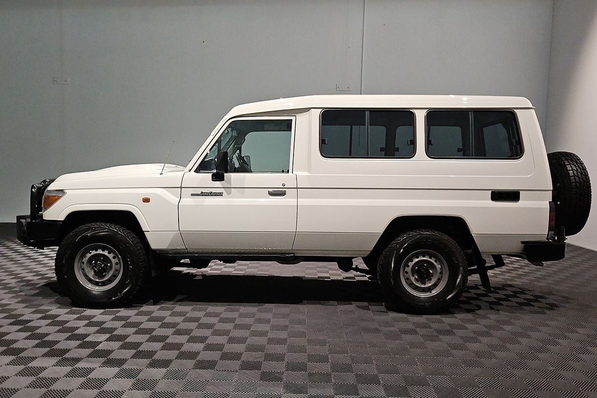 2020 Toyota Landcruiser Workmate Troopcarrier VDJ78R
