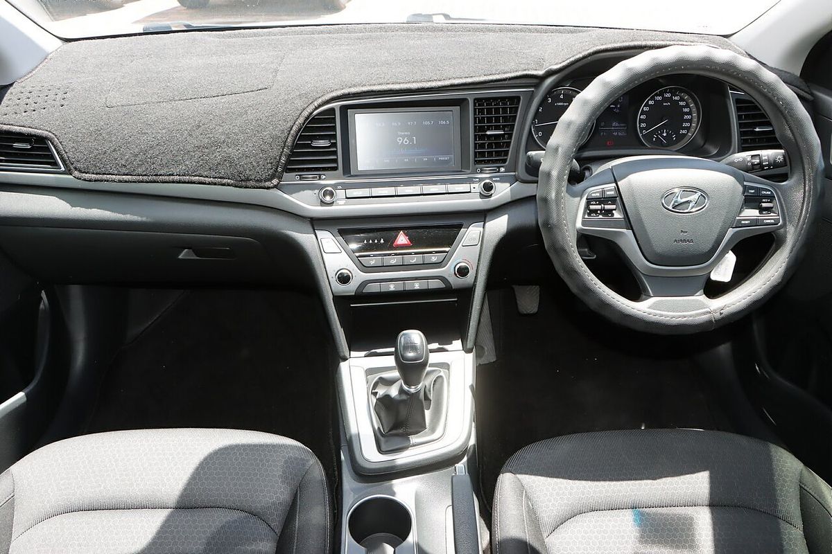 2017 Hyundai Elantra Active AD