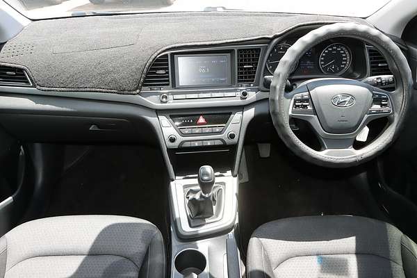 2017 Hyundai Elantra Active AD