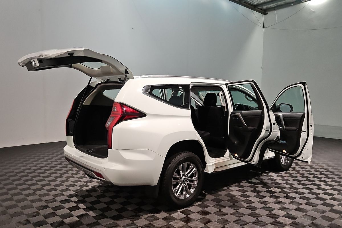 2020 Mitsubishi Pajero Sport GLX QF
