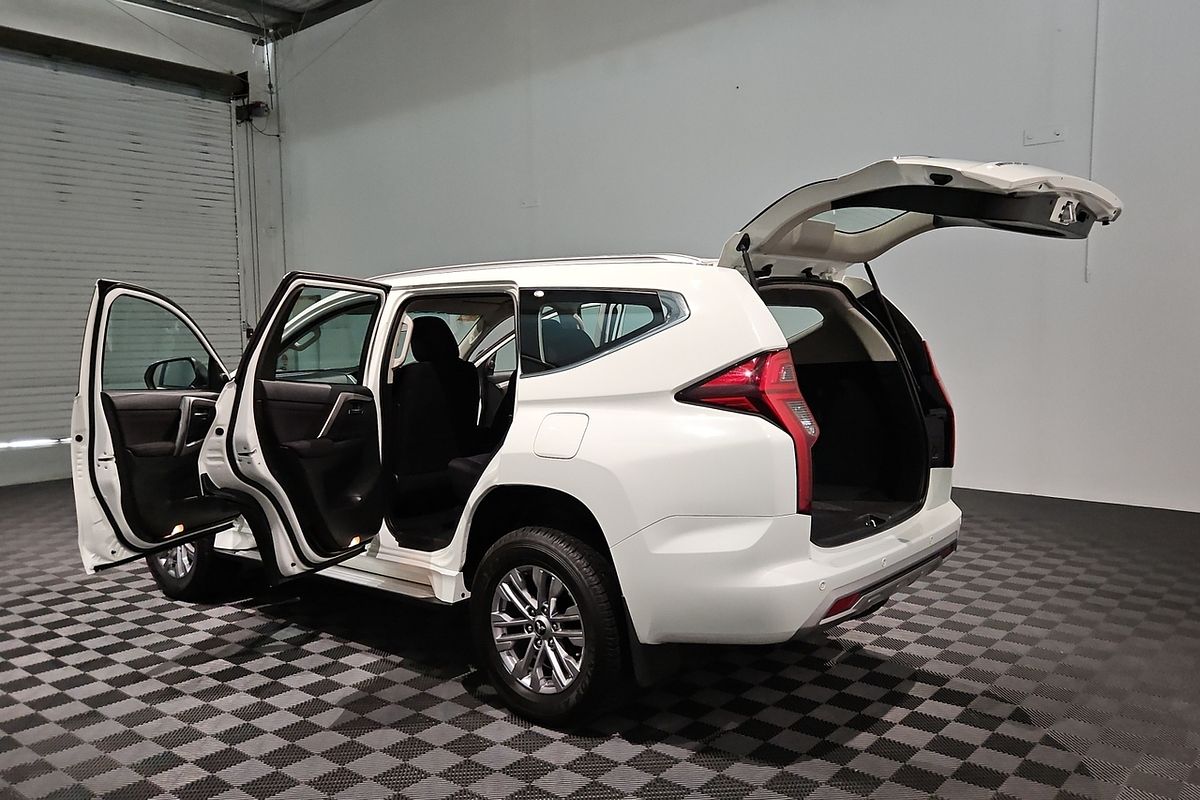 2020 Mitsubishi Pajero Sport GLX QF