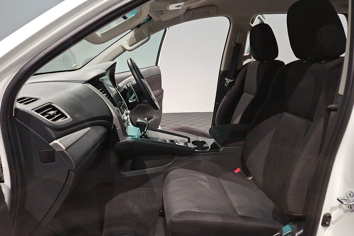 2020 Mitsubishi Pajero Sport GLX QF