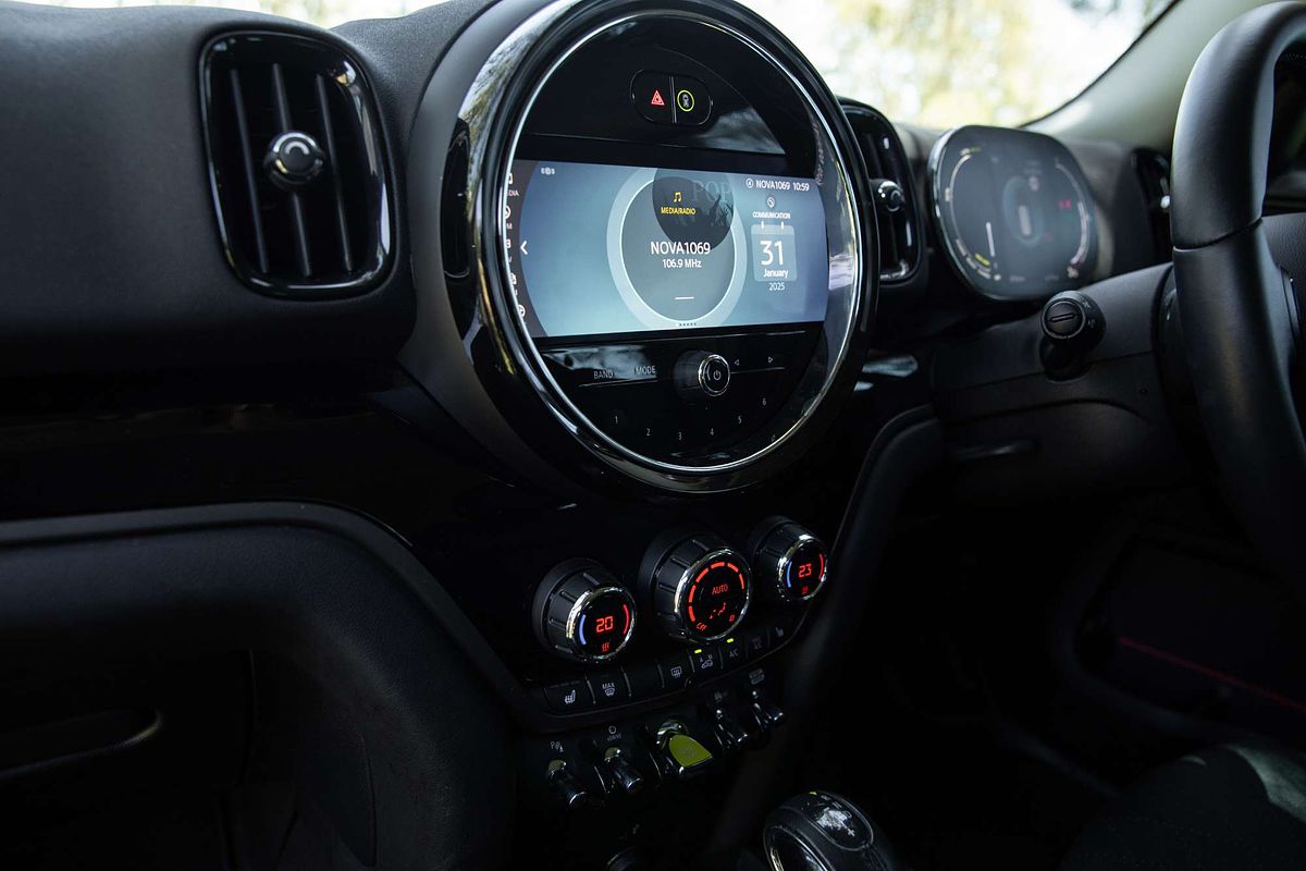 2021 MINI Countryman Cooper SE Classic F60 LCI