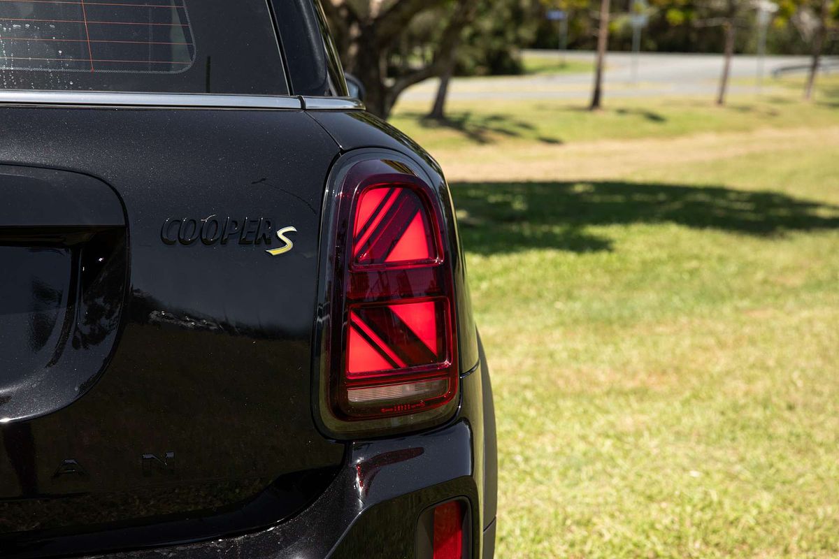 2021 MINI Countryman Cooper SE Classic F60 LCI