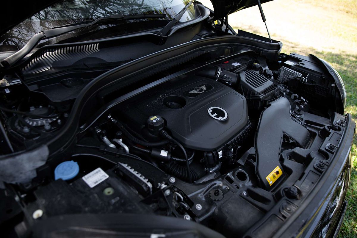 2021 MINI Countryman Cooper SE Classic F60 LCI