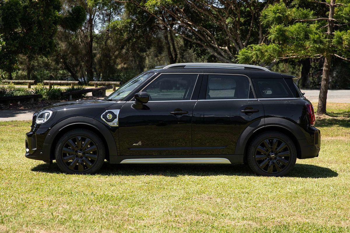 2021 MINI Countryman Cooper SE Classic F60 LCI