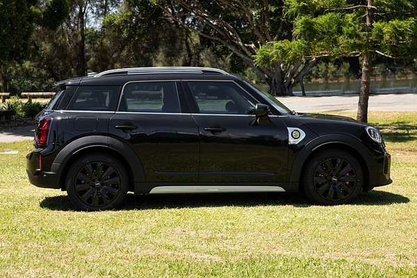 2021 MINI Countryman Cooper SE Classic F60 LCI