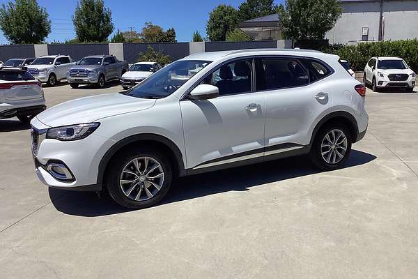 2022 MG HS Vibe SAS23