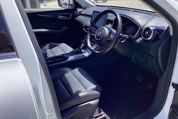 2022 MG HS Vibe SAS23